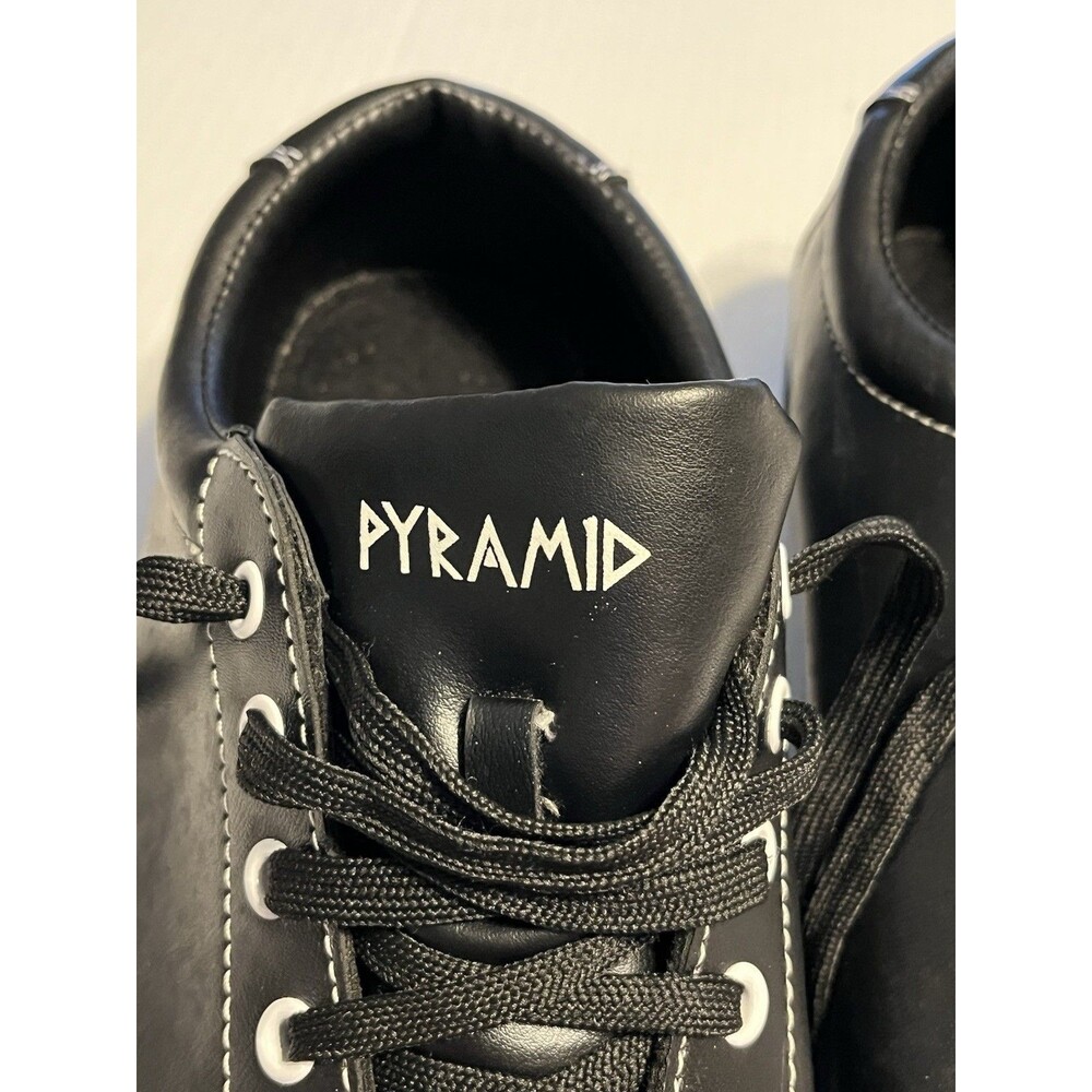 Men’s Pyramid Ram Bowling Shoes Size 11 US / 10 UK / 44 EU - Black & White GUC - Picture 2 of 14